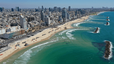 صاروخان يسقطان قبالة سواحل تل أبيب.. وفيديو للواقعة