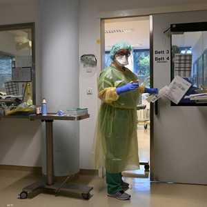 فكرة فرض التطعيم على جميع السكان تكتسب زخمًا في أوروبا