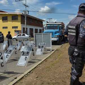 المحتجون تظاهروا ضد قرار المحكمة العليا