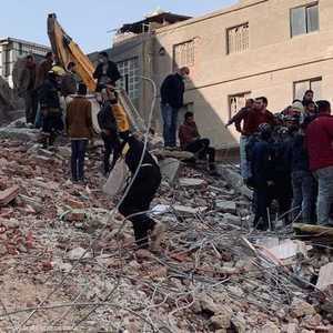 أرشيفية لانهيار مبنى سكني في مصر