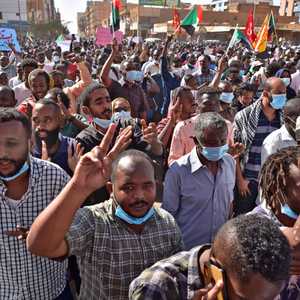 جانب من تظاهرات 30 أكتوبر المطالبة بالمدنية