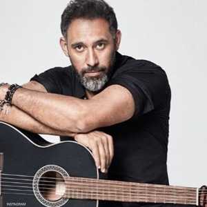 المغني والملحن المصري عمرو مصطفى