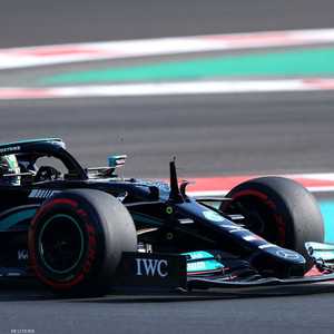 سائق مرسيدس البريطاني لويس هاميلتون بطل العالم سبع مرات