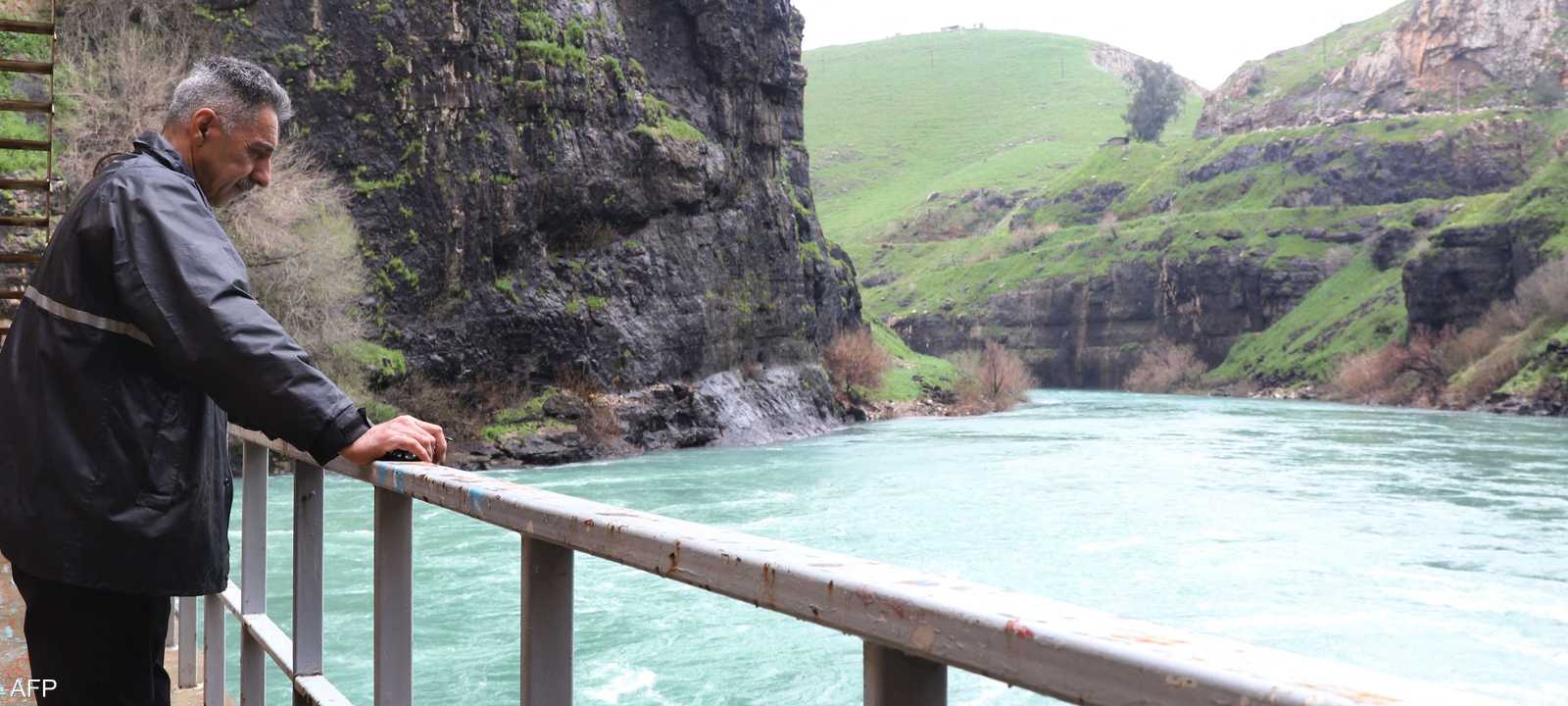 مياه السدود الحل الأخير لمواجهة الجفاف في العراق.