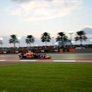 فيرستابن بطلا للفورمولا 1