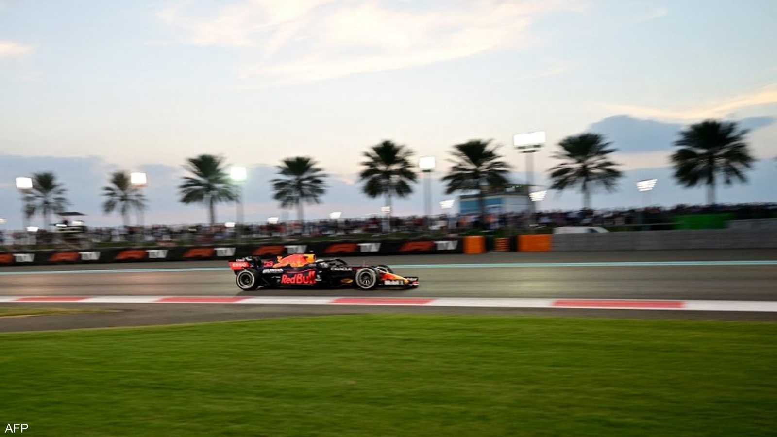 حلبة مرسى ياس قبل الغروب