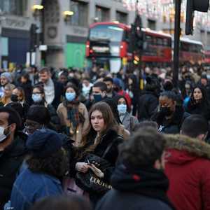 العناصر الأولى تظهر أن أوميكرون يتفشى بسرعة أكبر من دلتا