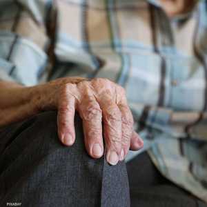 العلماء ينصحون بعدم التعاطي مع نصائح المعمرين