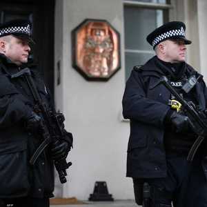 أرشيفية لرجلي أمن بريطانيين