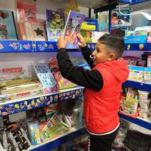 وزارة التعليم لم تقدم أسبابا بشأن عدم التعاقد لطباعة الكتب.