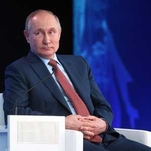 حشدت روسيا عشرات الجنود على حدودها مع أوكرانيا