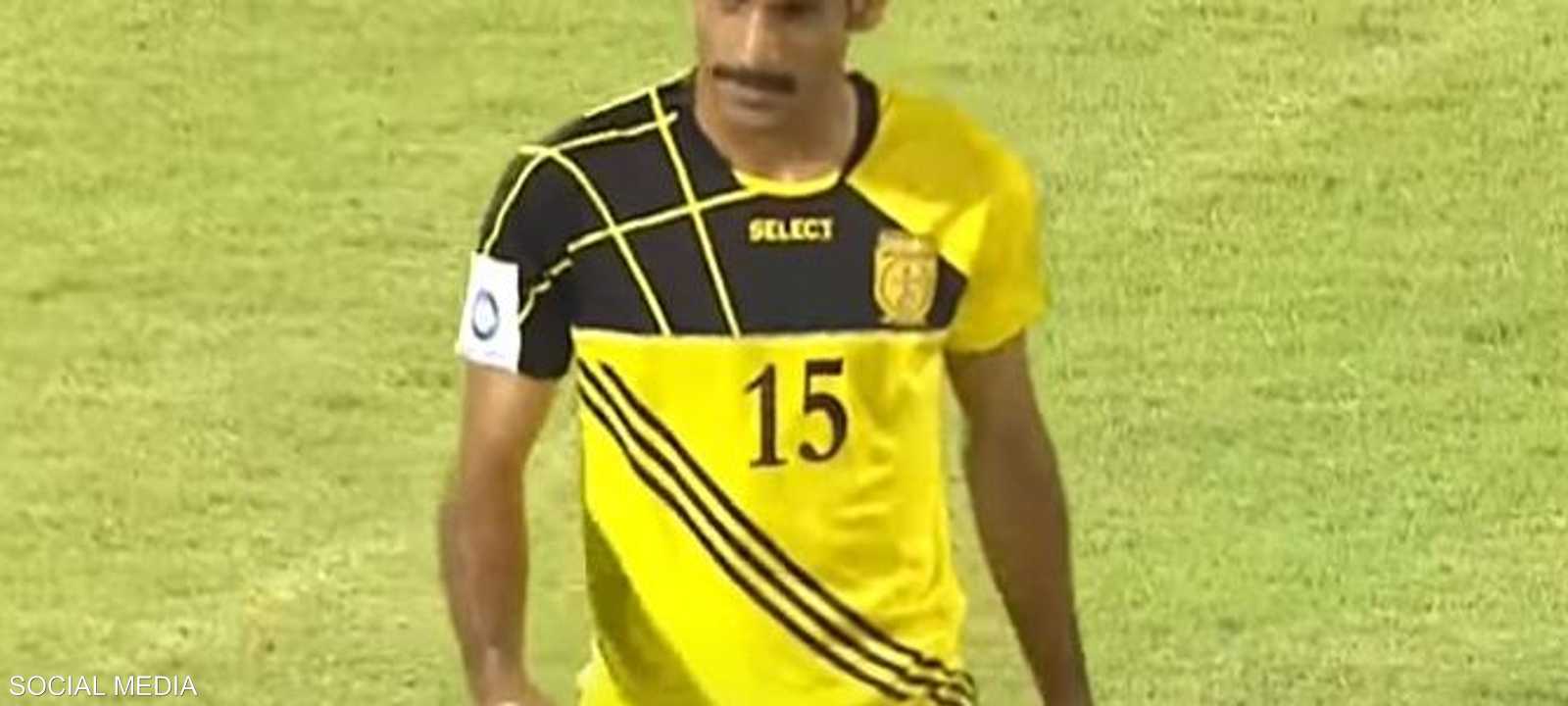 اللاعب العماني الراحل مخلد الرقادي في لقطة سابقة قبل سنوات