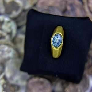 يُقدر أن السفينتين غرقتا قبل 1700 و600 عام