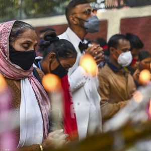 الهندر شهدت موجة عالية من الجائحة بدأت في أبريل الماضي.