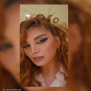 تعتبر العيون الجزء الأجمل في وجه الأنثى