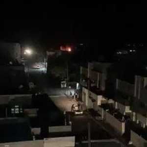 صورة متداولة لآثار التفجير بمحيط مطار عتق في شبوة