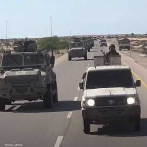 ألوية العمالقة تدقع بقوة عسكرية ضخمة إلى مدينة عتق