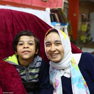 منار سعيد حولت مرضها إلى فرصة لدعم ذوي الهمم