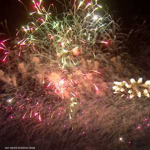 الإمارات تبهر العالم باحتفالات العام الجديد