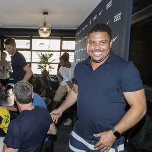 أرشيفية..نجم كرة القدم السابق رونالدو نازاريرو