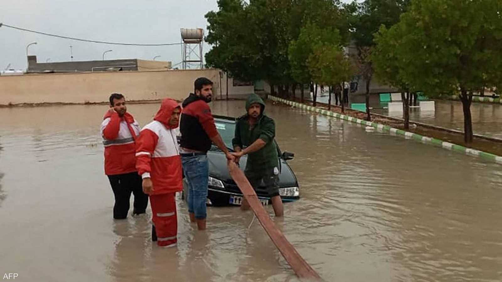 خدمات الإغاثة المقدمة حاليا تشمل 87 مدينة موزعة في عدد من المحافظات الإيرانية.