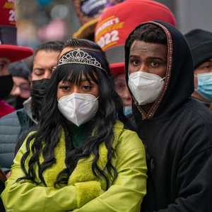 أوميكرون يهدد بإحداث خلل وظيفي في قطاعات حساسة