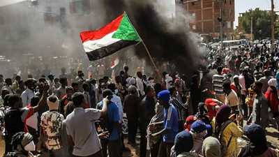 بعد يوم دامٍ.. السودان يدخل في عصيان مدني وإغلاق شامل