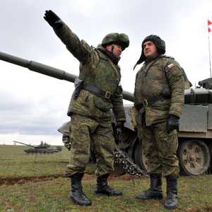 عسكريان روسيان في مناورات سابقة