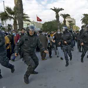 الداخلية قالت إن متظاهرين حاولوا مهاجمة قوات الأمن