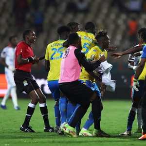 لا يمر يوم دون مشاكل في أمم إفريقيا