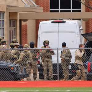 قوات الأمن انتشرت بكثافة في محيط الكنيس.