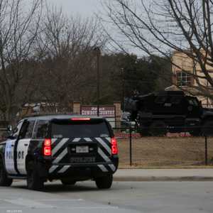 قوات الأمن الأميركية في محيط الكنيس اليهودي بكوليفيل