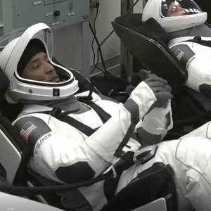 أرشيفية تدريب لرواد فضاء قبل مهمة خارج الأرض