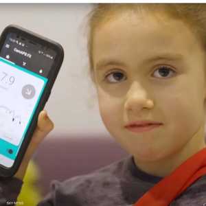 يمكن التحكم في الجهاز عن طريق تطبيق ذكي.