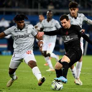 ميسي يشارك لأول مرة بالعام الجديد بعد إصابته بكورونا.