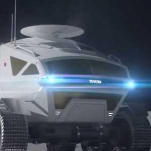 "لونار كروزر" من تويوتا اليابانية