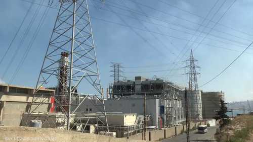 العراق يزود كهرباء لبنان بالقود