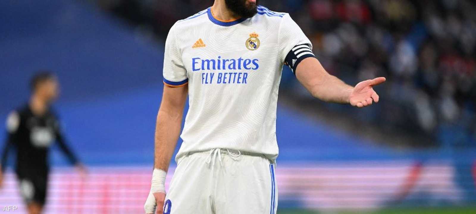 لاعب ريال مدريد كريم بنزيمة.