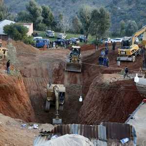 جهود إنقاذ الطفل ريان انطلقت صباح الأربعاء.