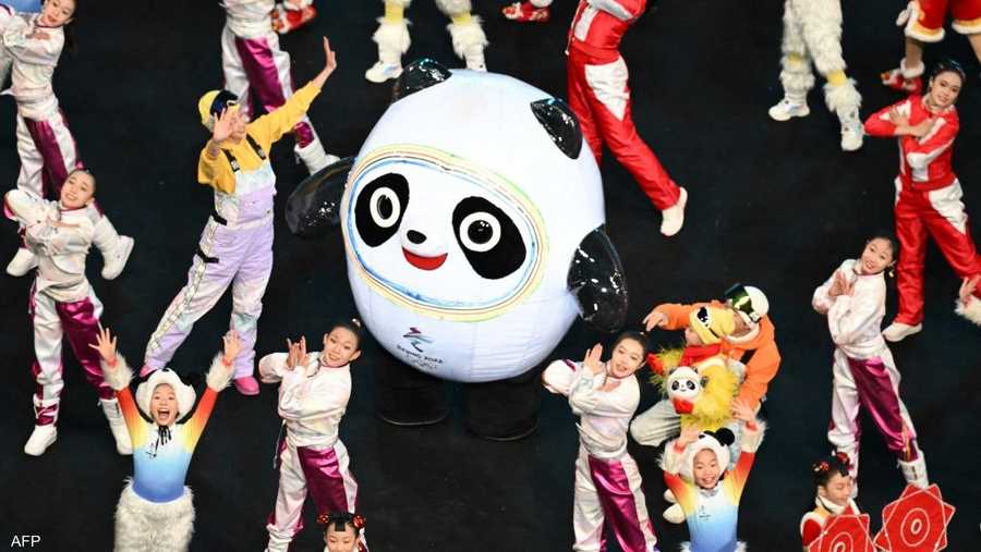 رقصات صينية خلال افتتاح الأولمبياد