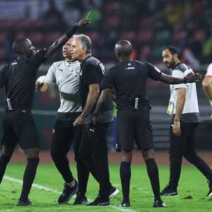مواجهة بين مدرب المنتخب المصري والحكم غاساما