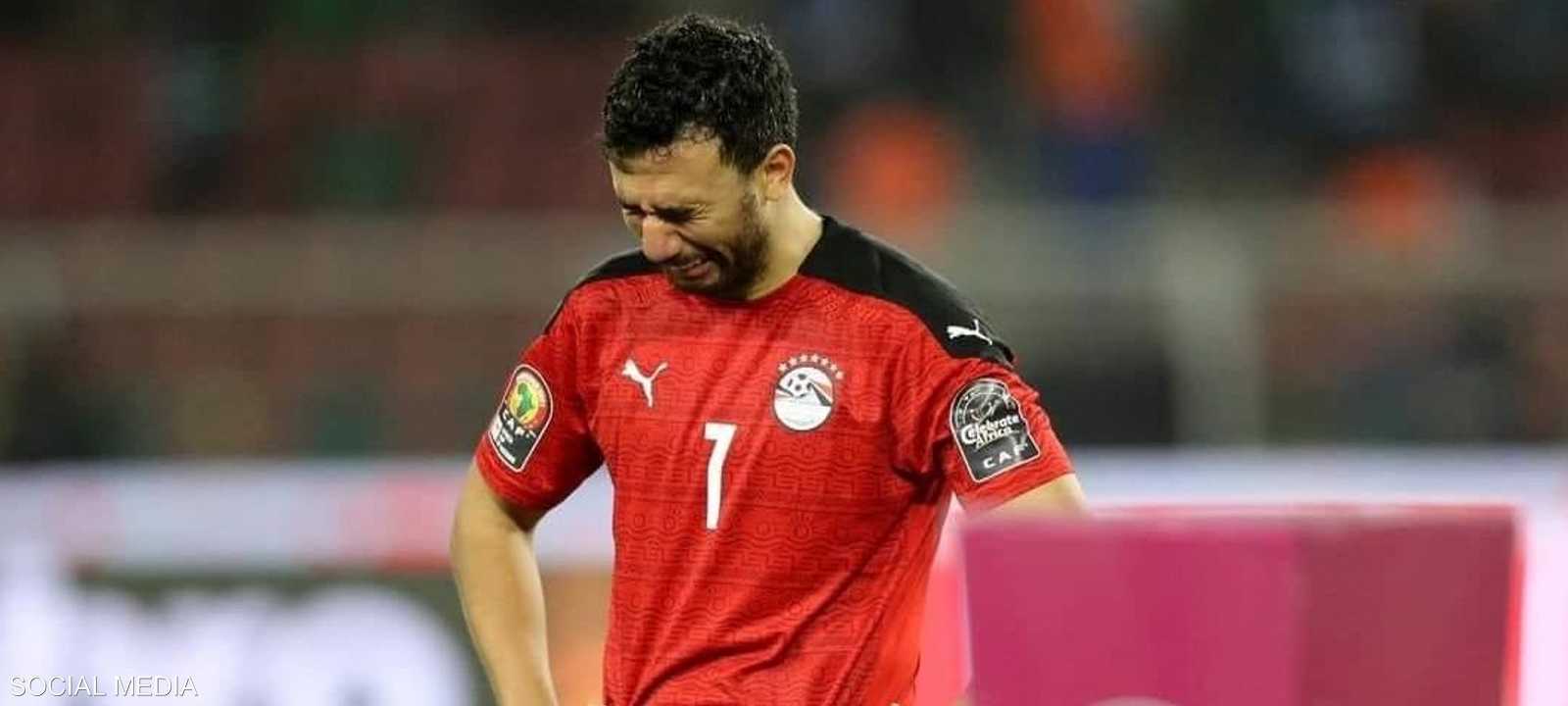 دموع تريزيغيه تتصدر السوشيال ميديا