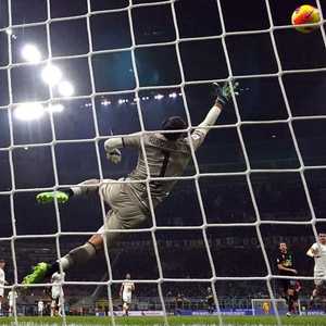 سانشيز يسجل الهدف الثاني لفريقه