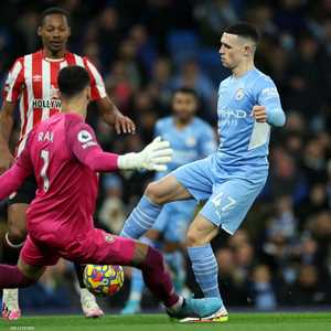 سيتي يعزز سجله الخالي من الهزيمة إلى 14 مباراة بالدوري