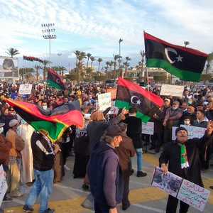 اللجنة تتطلع لتوحيد المؤسسة العسكرية في أقرب وقت