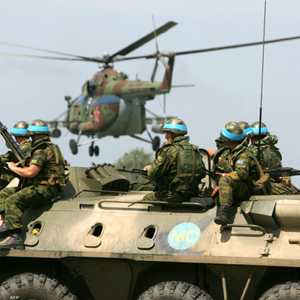 روسيا حشدت عشرات الآلاف من الجنود على حدود أوكرانيا