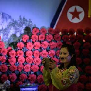 اعتمدت زهور "كيمجونجيليا" للاحتفال بعيد ميلاد كيم جون إيل