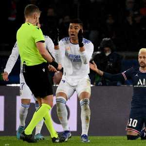 الخليفي تواجد داخل غرفة الحكام بين شوطي المباراة