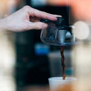 الكافيين يساعد الكبد على إزالة الكوليسترول السيء من الدم