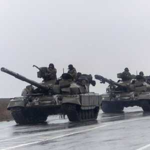 دبابات أوكرانية في مدينة ماريبول